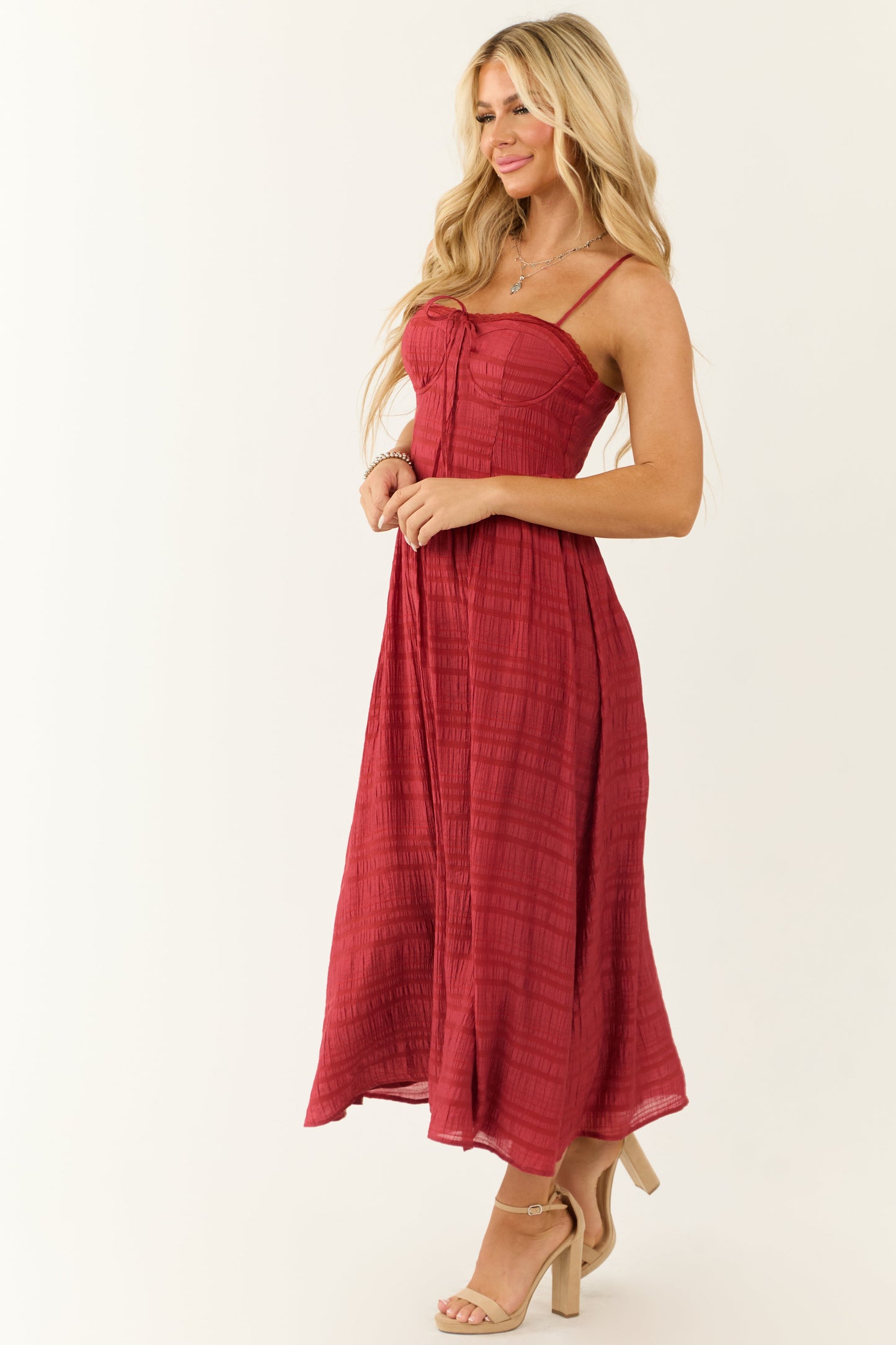 Women Brick Textured Woven Sleeveless Midi Dress