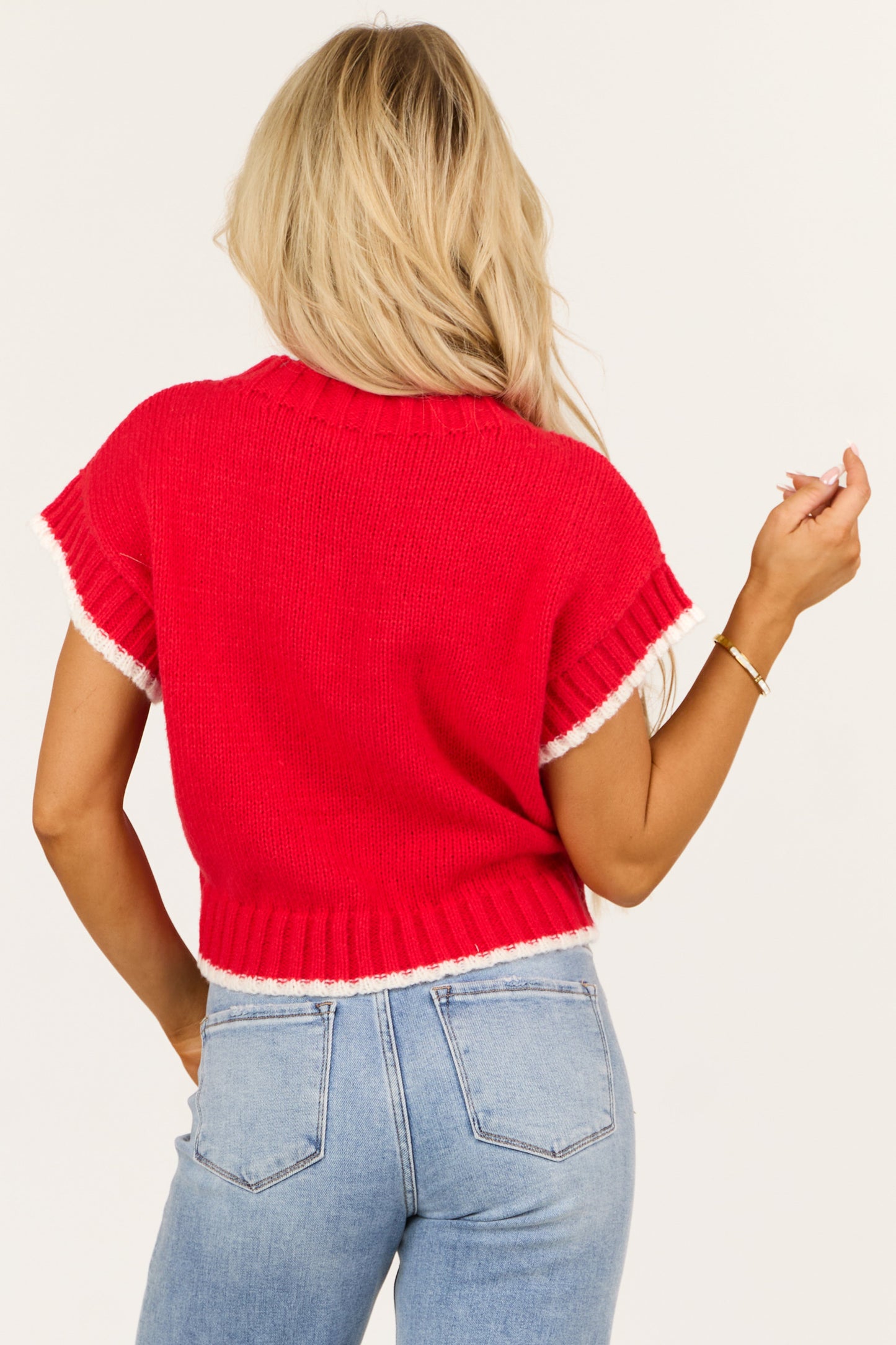 Women Bright Lipstick Heart Graphic Short Sleeve Sweater